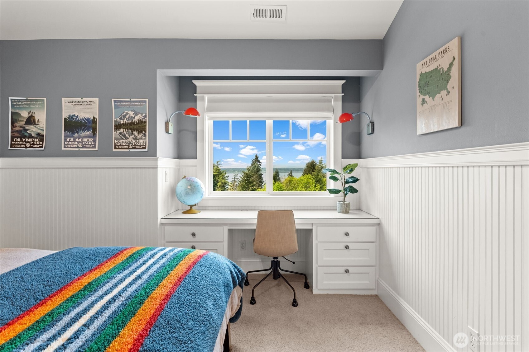 543 Hyak Drive , Fox Island, WA 98333