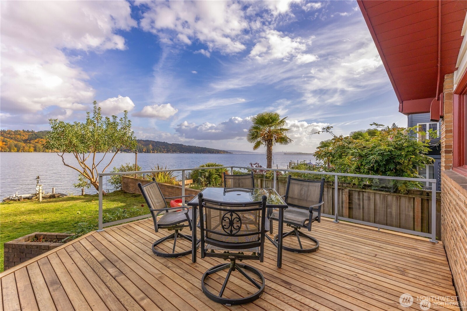 14026 Riviera Place NE, Seattle, WA 98125