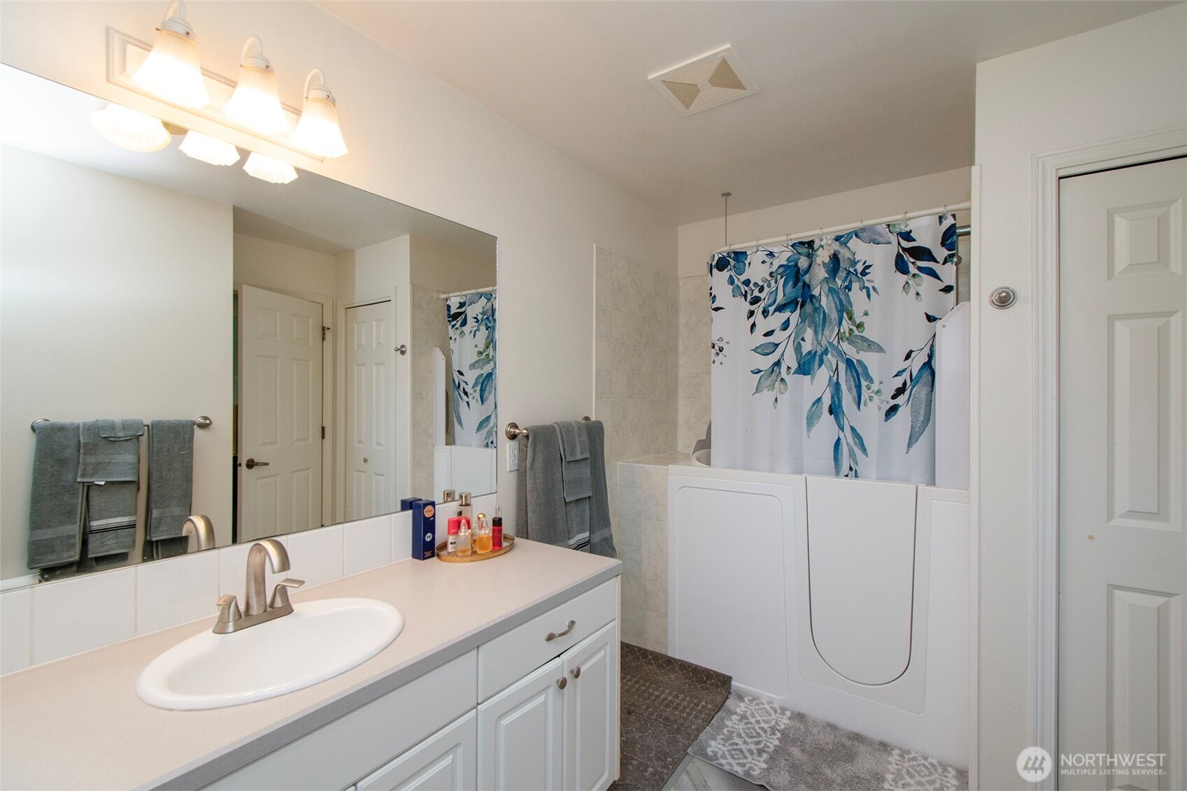 23 Pearl Place , Sequim, WA 98382