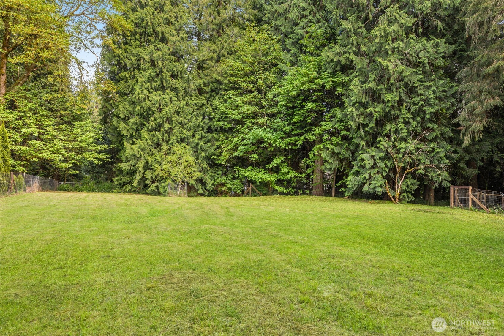 19442 NE 166th Place , Woodinville, WA 98077