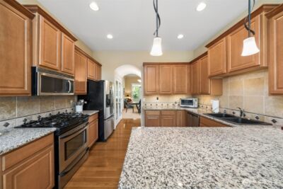 11424 179th Avenue Ct E, Bonney Lake, WA 98391 - Photo 7