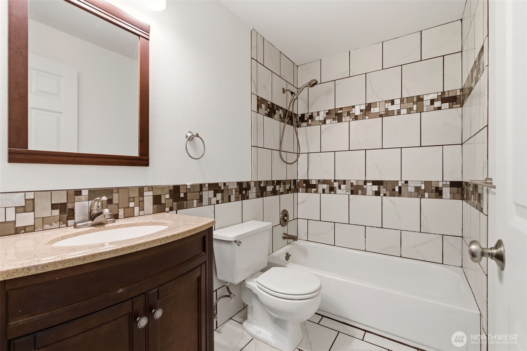 800 N Allen Place #401, Seattle, WA 98103