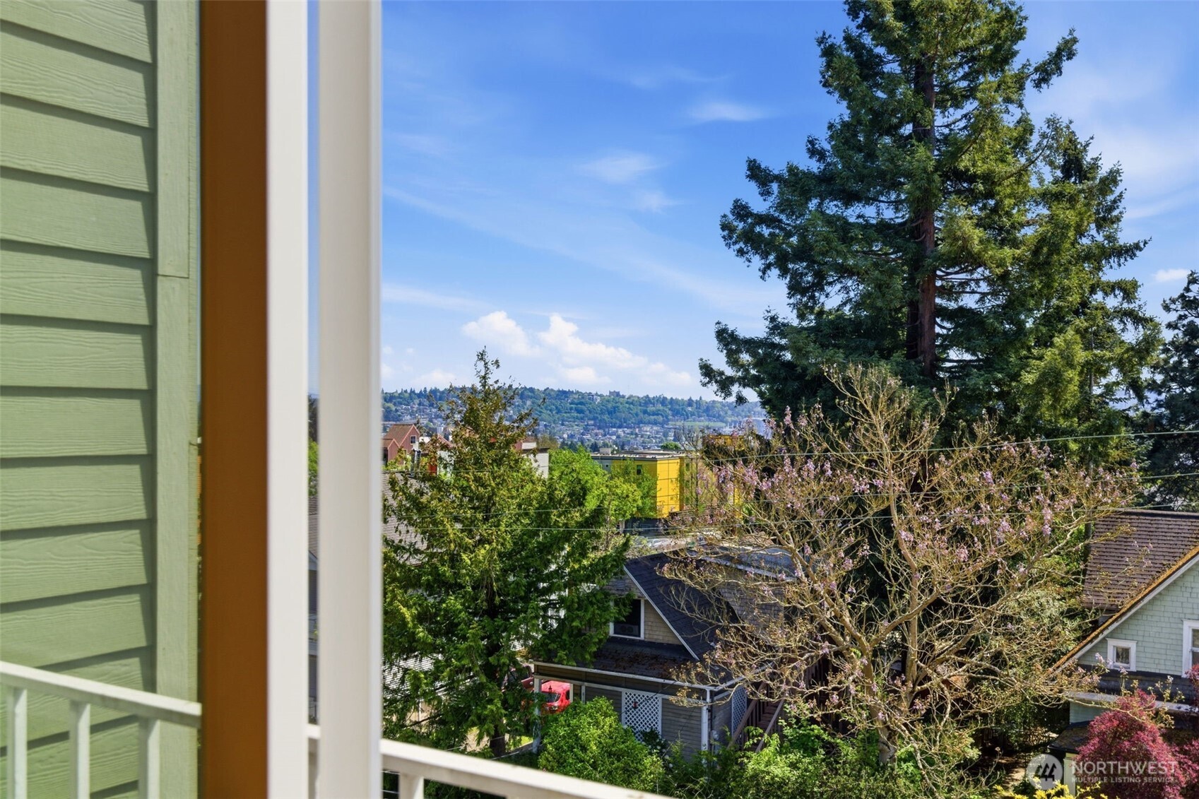 800 N Allen Place #401, Seattle, WA 98103