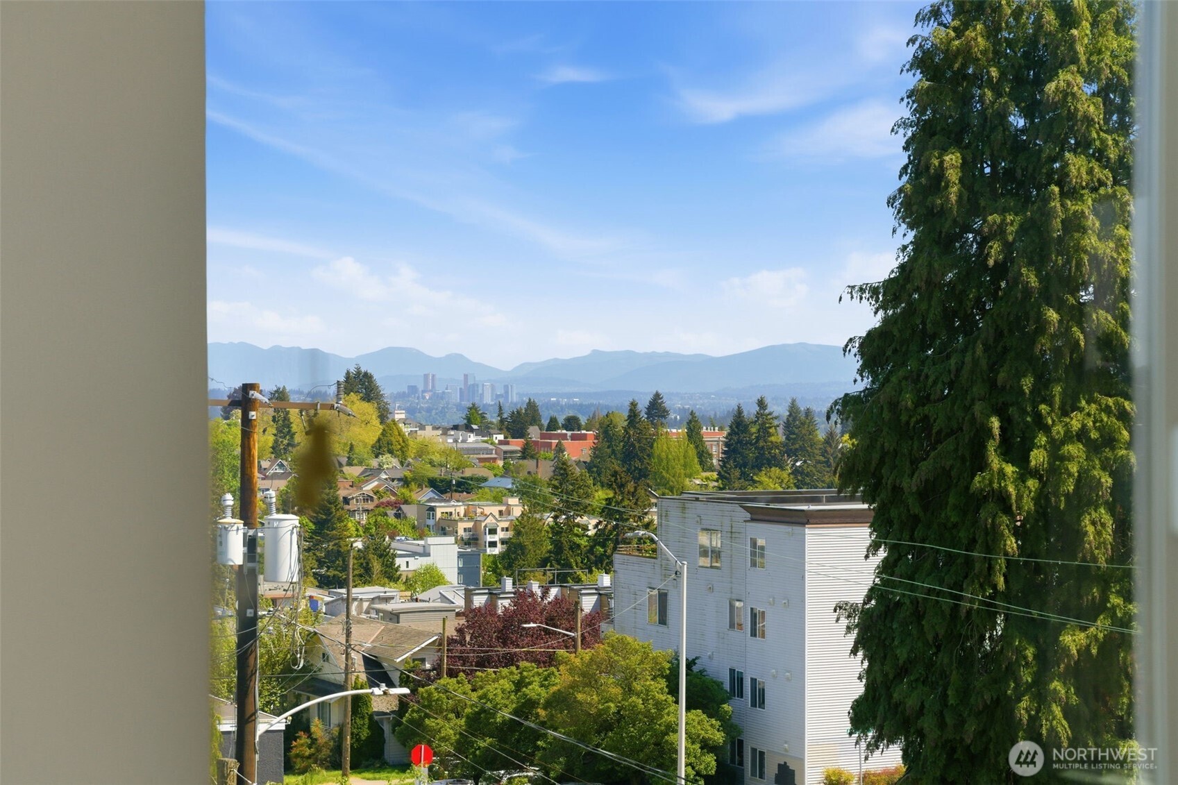 800 N Allen Place #401, Seattle, WA 98103