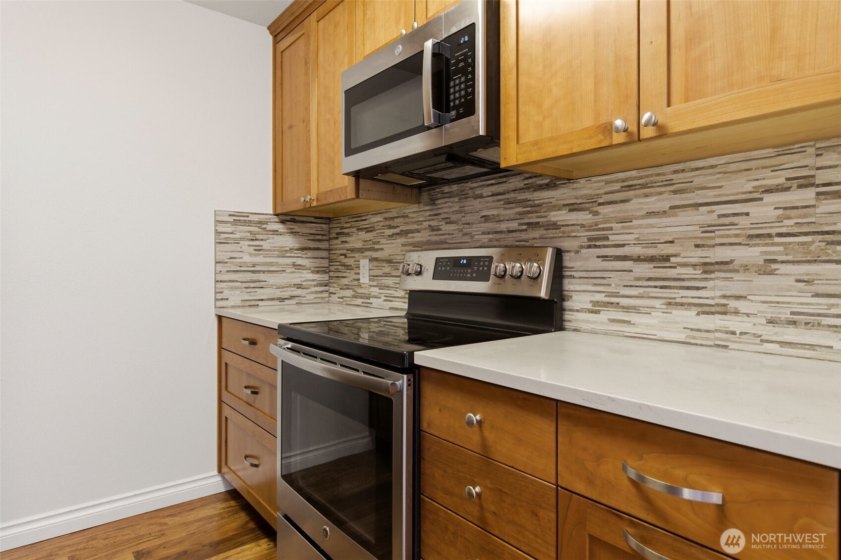 800 N Allen Place #401, Seattle, WA 98103