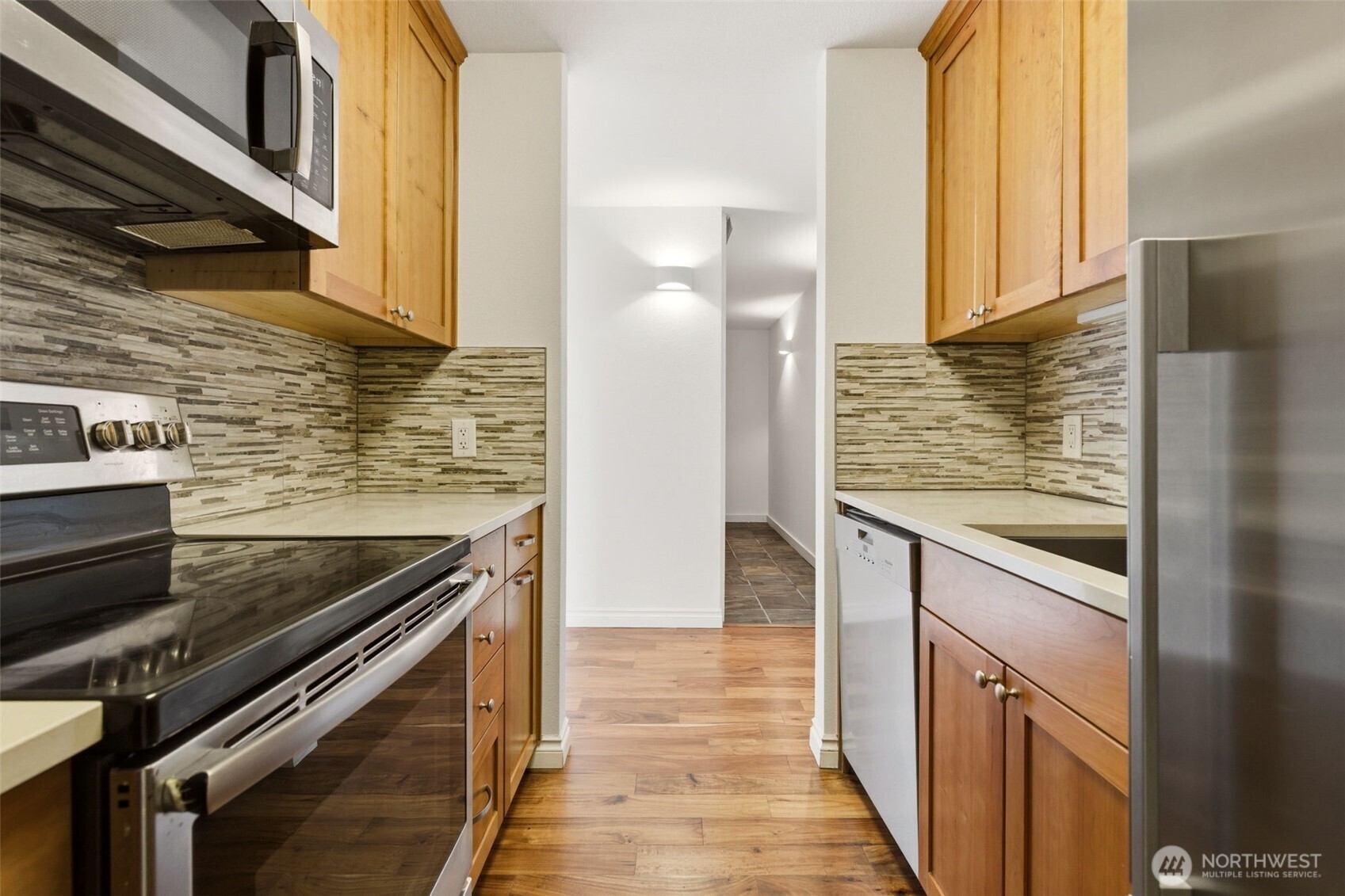800 N Allen Place #401, Seattle, WA 98103