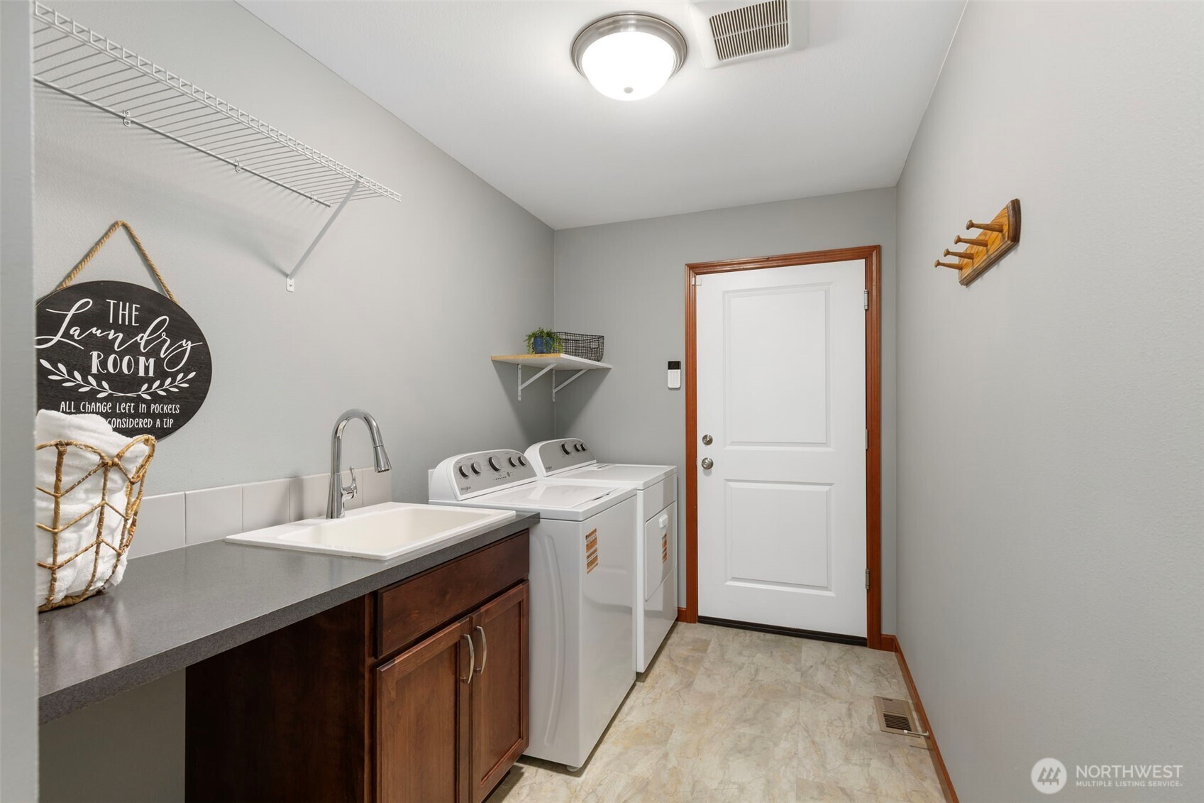 31054 Old Hansville Road NE, Kingston, WA 98346