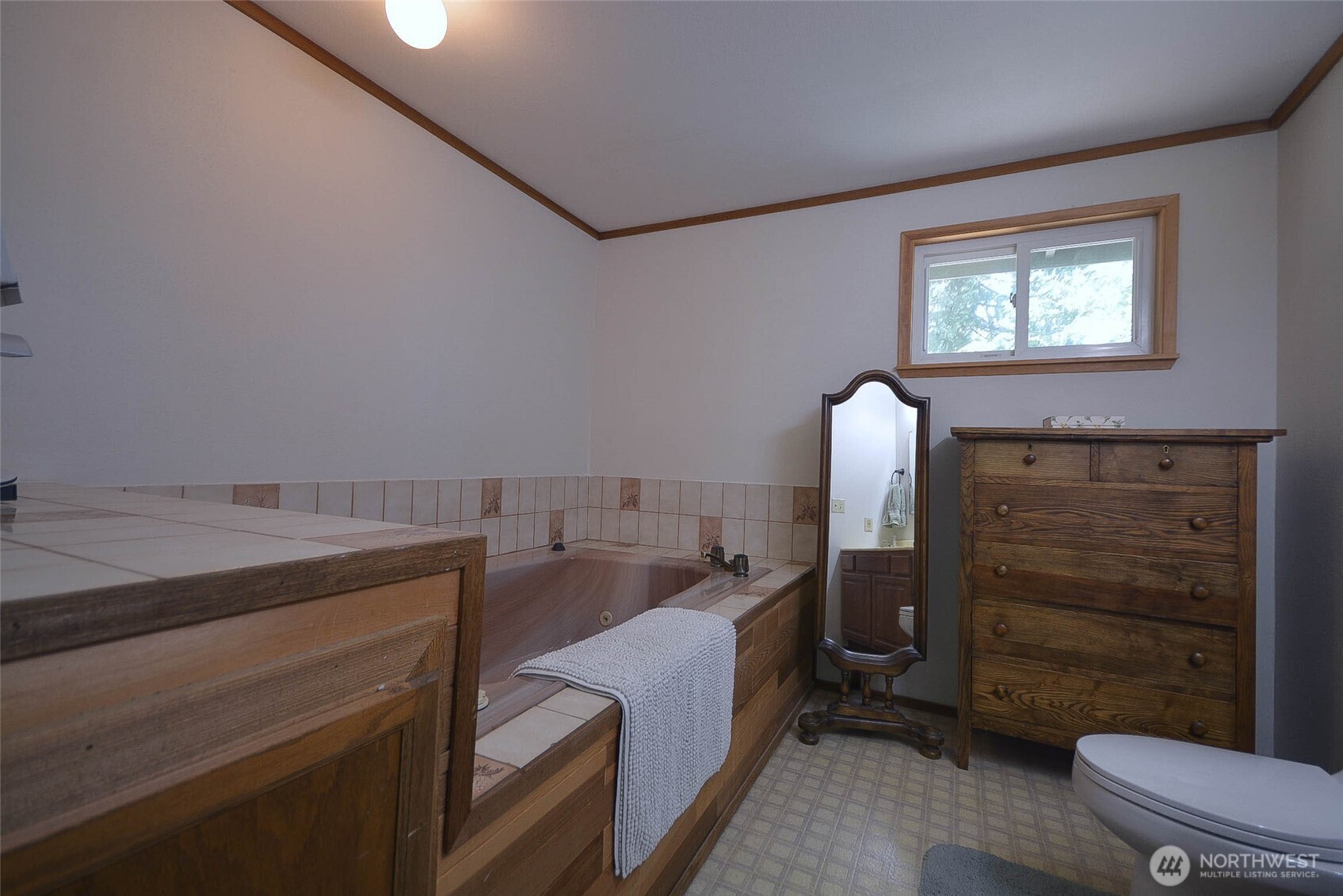 6115 Waldon Drive SE, Olympia, WA 98513