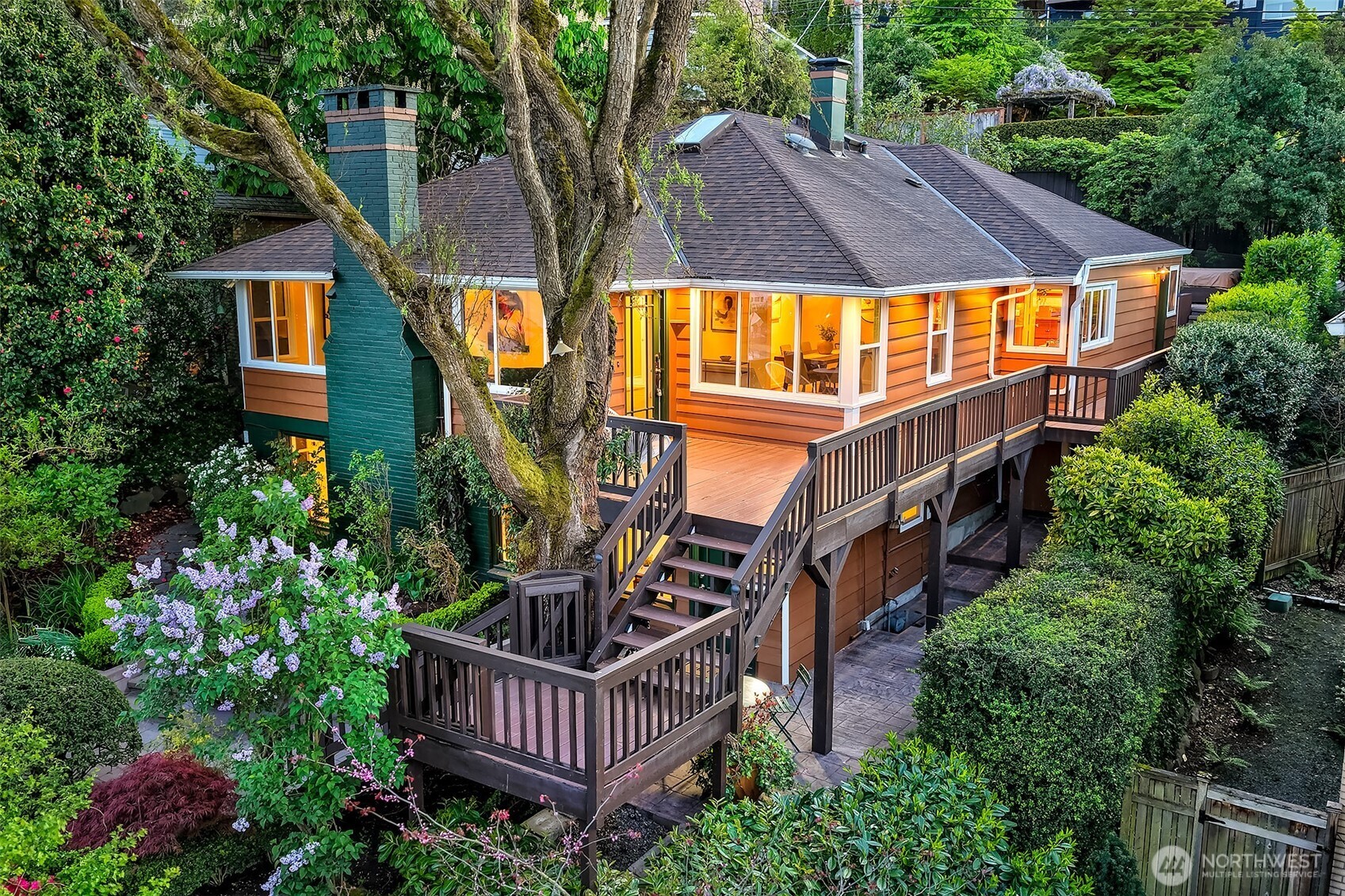 2613 Boyer Avenue E, Seattle, WA 98102