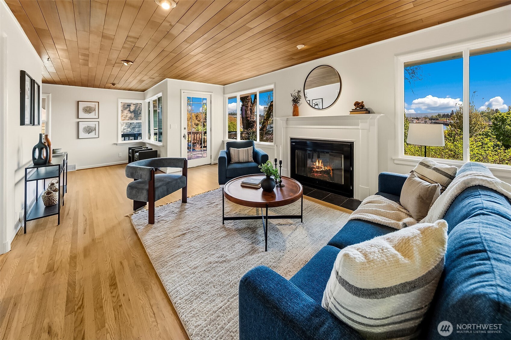2613 Boyer Avenue E, Seattle, WA 98102