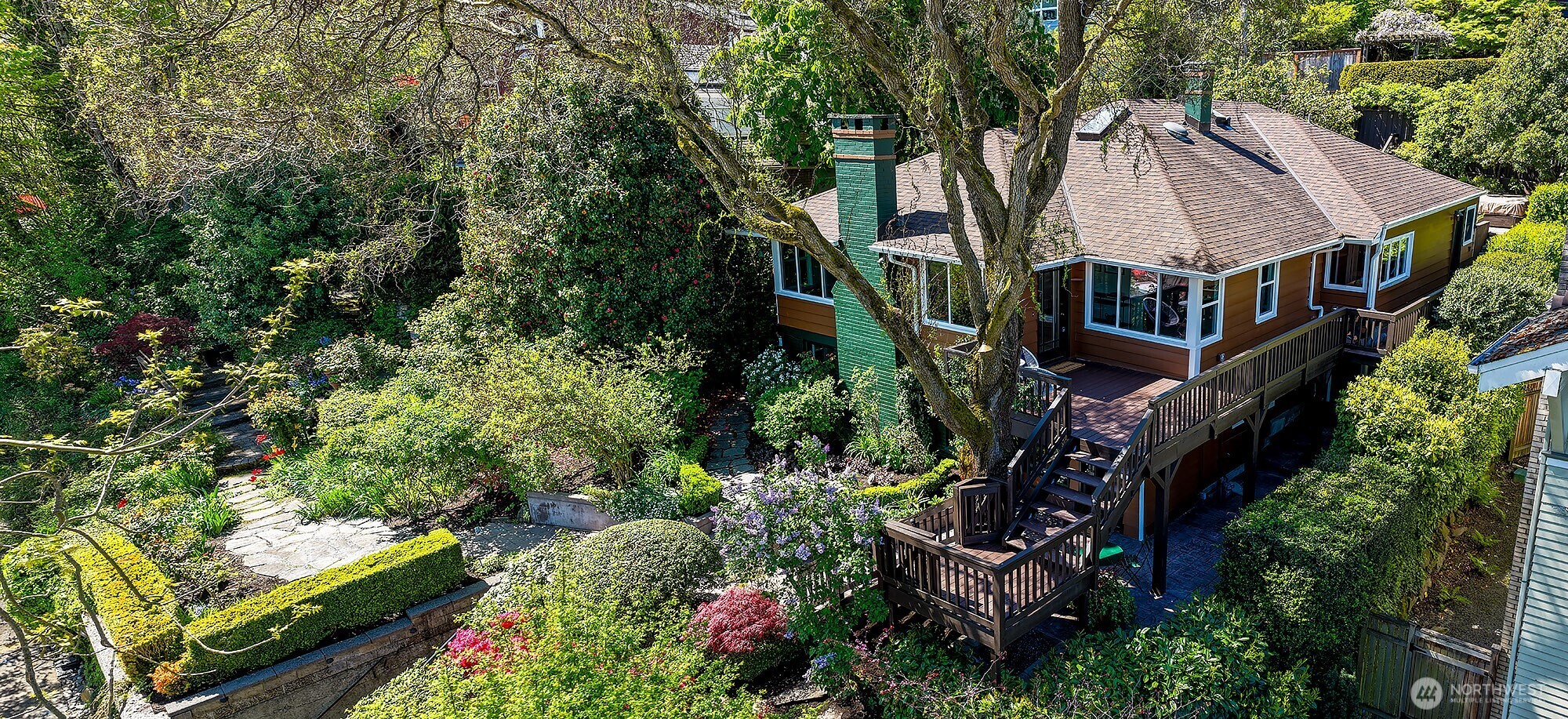 2613 Boyer Avenue E, Seattle, WA 98102