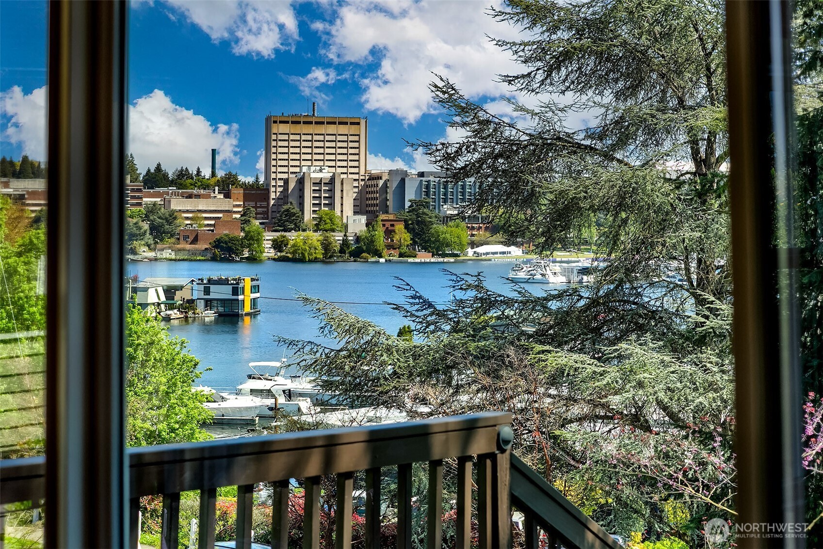 2613 Boyer Avenue E, Seattle, WA 98102
