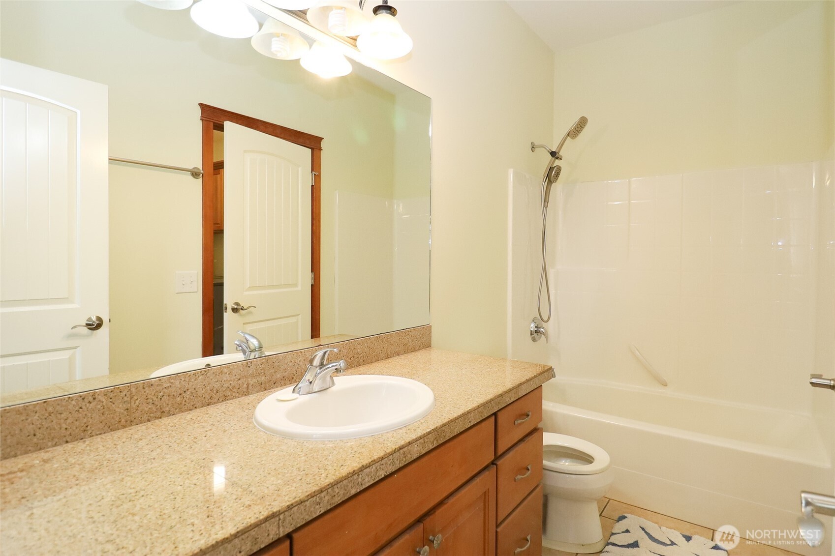 2290 Seaside Drive , Blaine, WA 98230