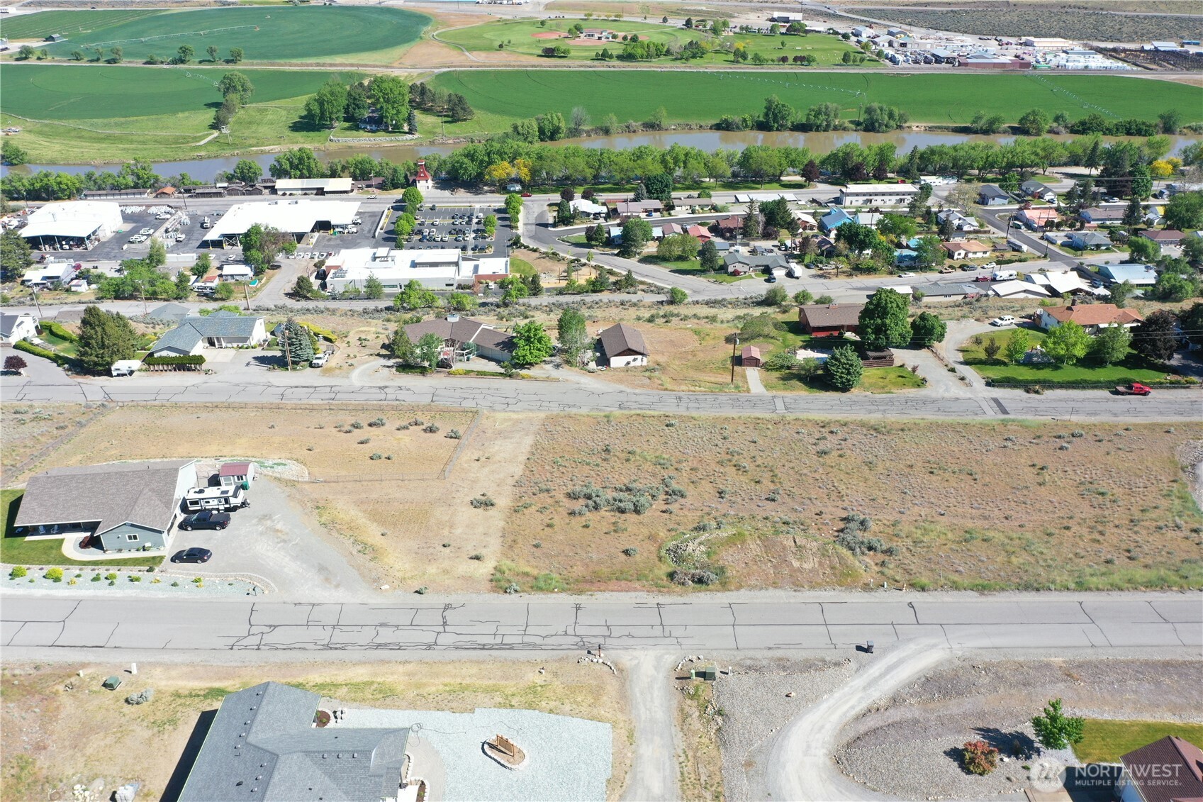 1308 Mansfield Drive , Okanogan, WA 98840
