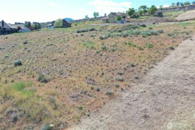 1308 Mansfield Drive , Okanogan, WA 98840 - Photo 9