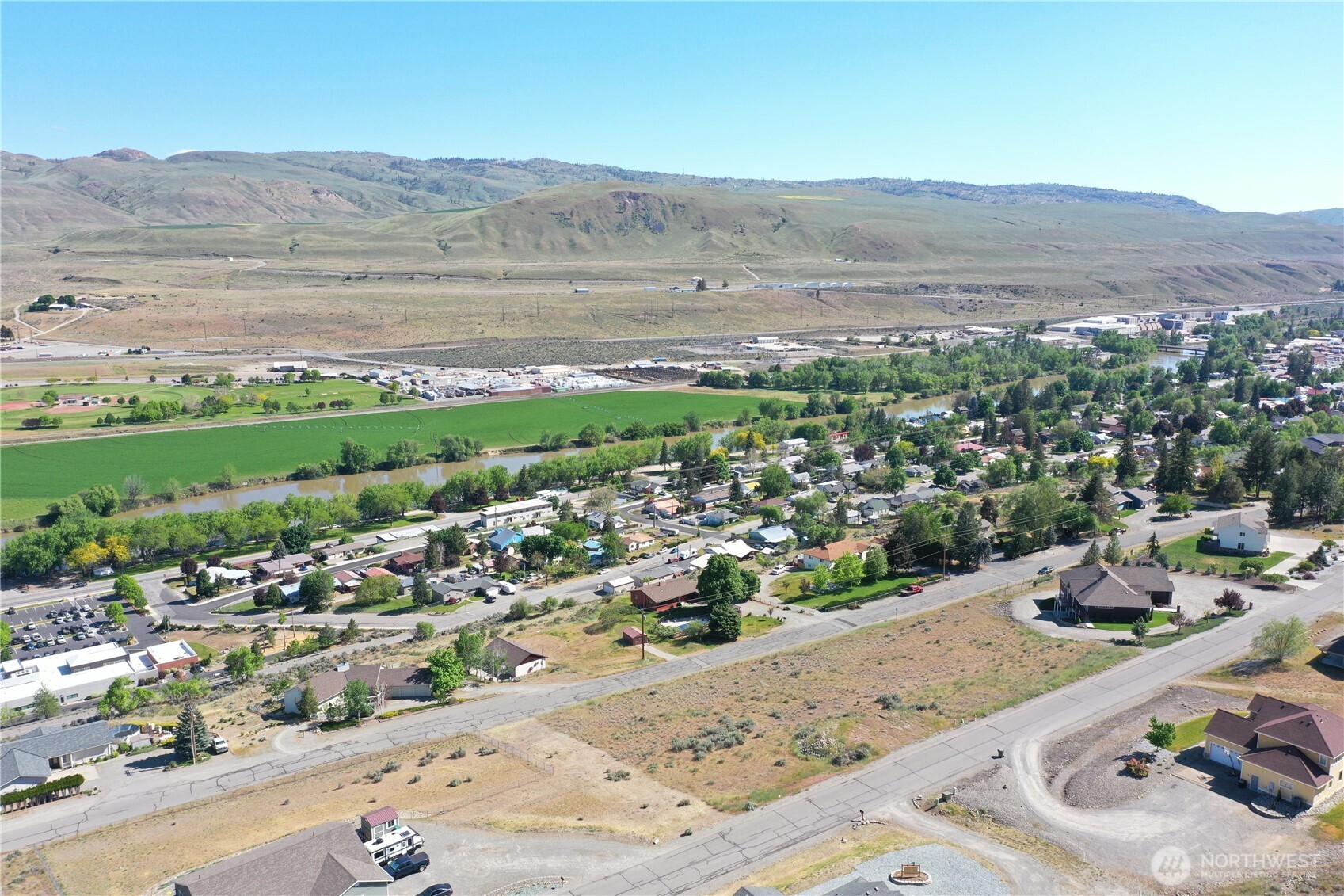 1308 Mansfield Drive , Okanogan, WA 98840