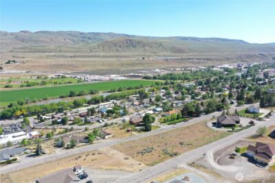 1308 Mansfield Drive , Okanogan, WA 98840 - Photo 5