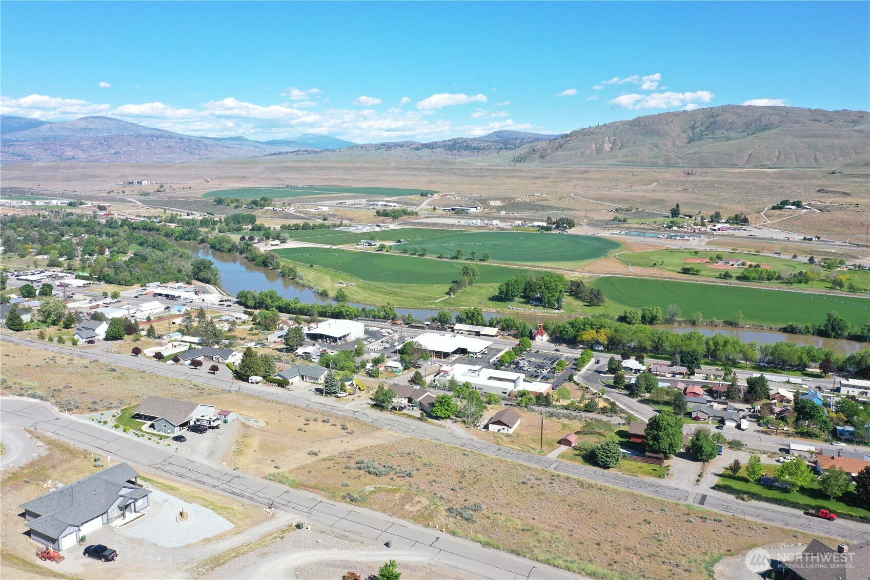 1308 Mansfield Drive , Okanogan, WA 98840