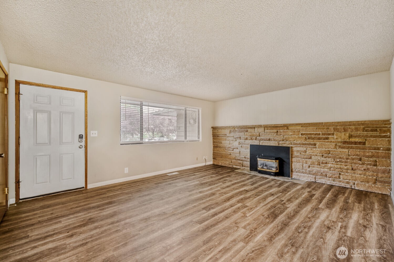 20828 116th Avenue SE, Kent, WA 98031