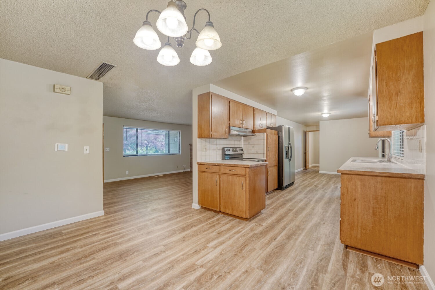 20828 116th Avenue SE, Kent, WA 98031