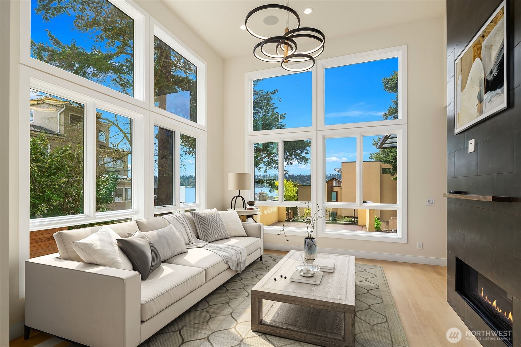 13327 Holmes Point Drive NE, Kirkland, WA 98034