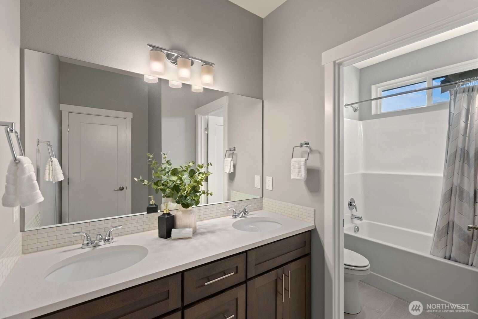 13409 Edmunds Parkway E, Bonney Lake, WA 98391