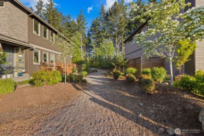 13409 Edmunds Parkway E, Bonney Lake, WA 98391 - Photo 27