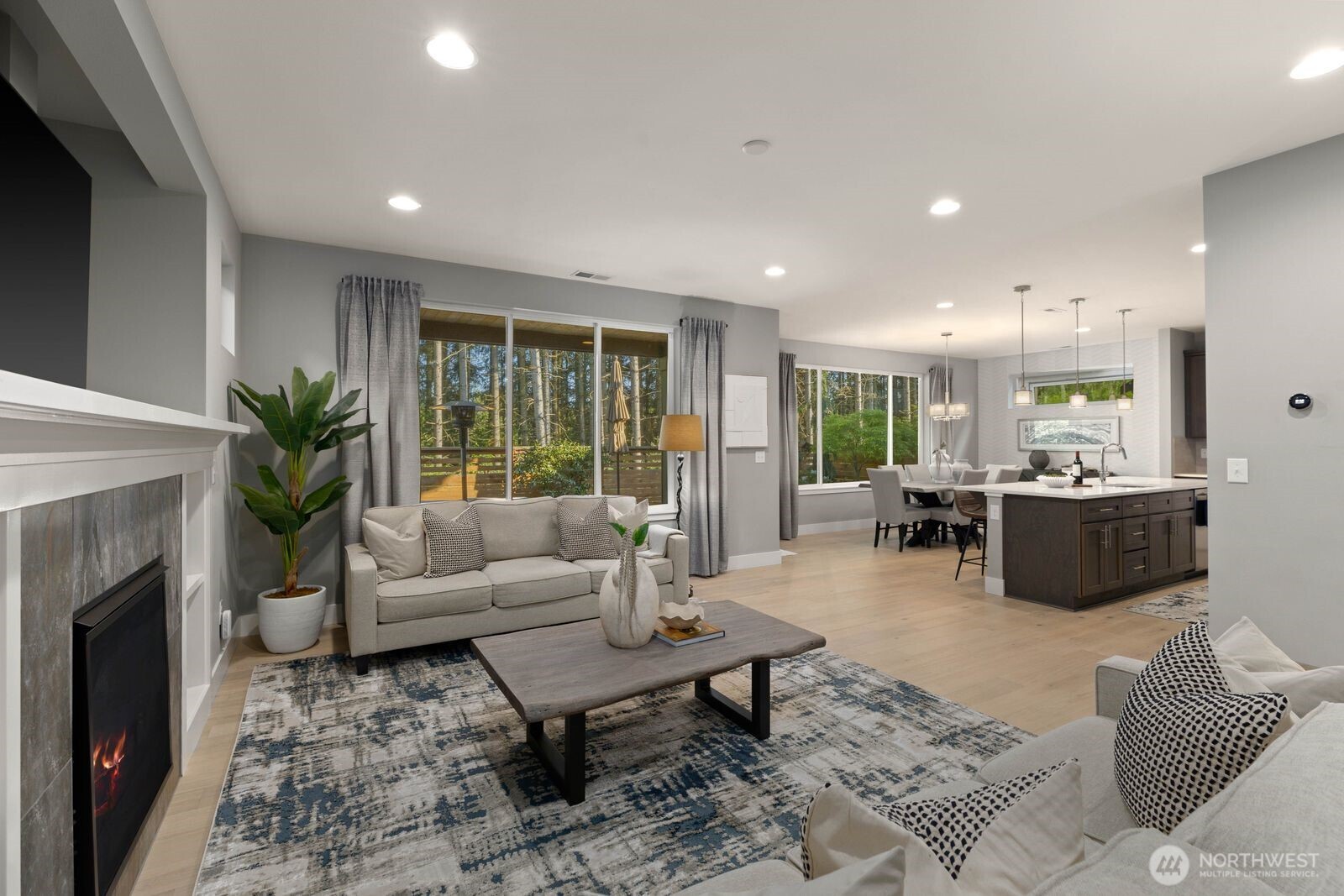 13409 Edmunds Parkway E, Bonney Lake, WA 98391