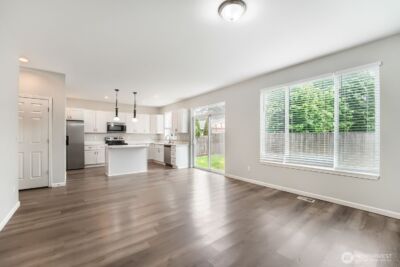 3526 181st Street E, Tacoma, WA 98446 - Photo 7