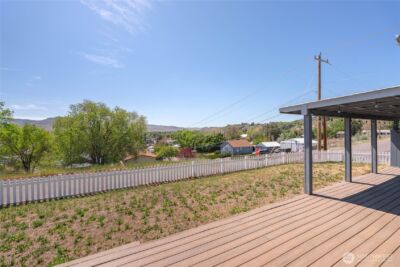 504 Ash Street , Omak, WA 98841 - Photo 5