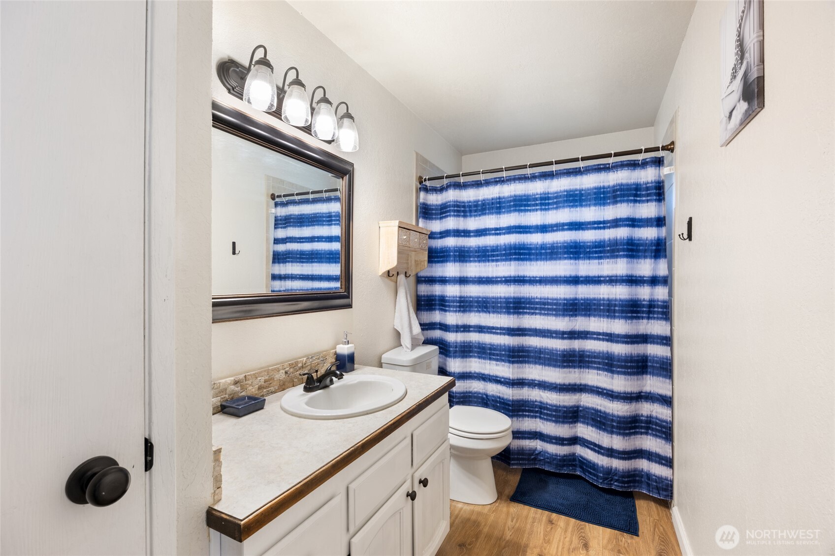 519 S Pommer Ave , Moses Lake, WA 98837
