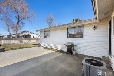 519 S Pommer Ave , Moses Lake, WA 98837 - Photo 26