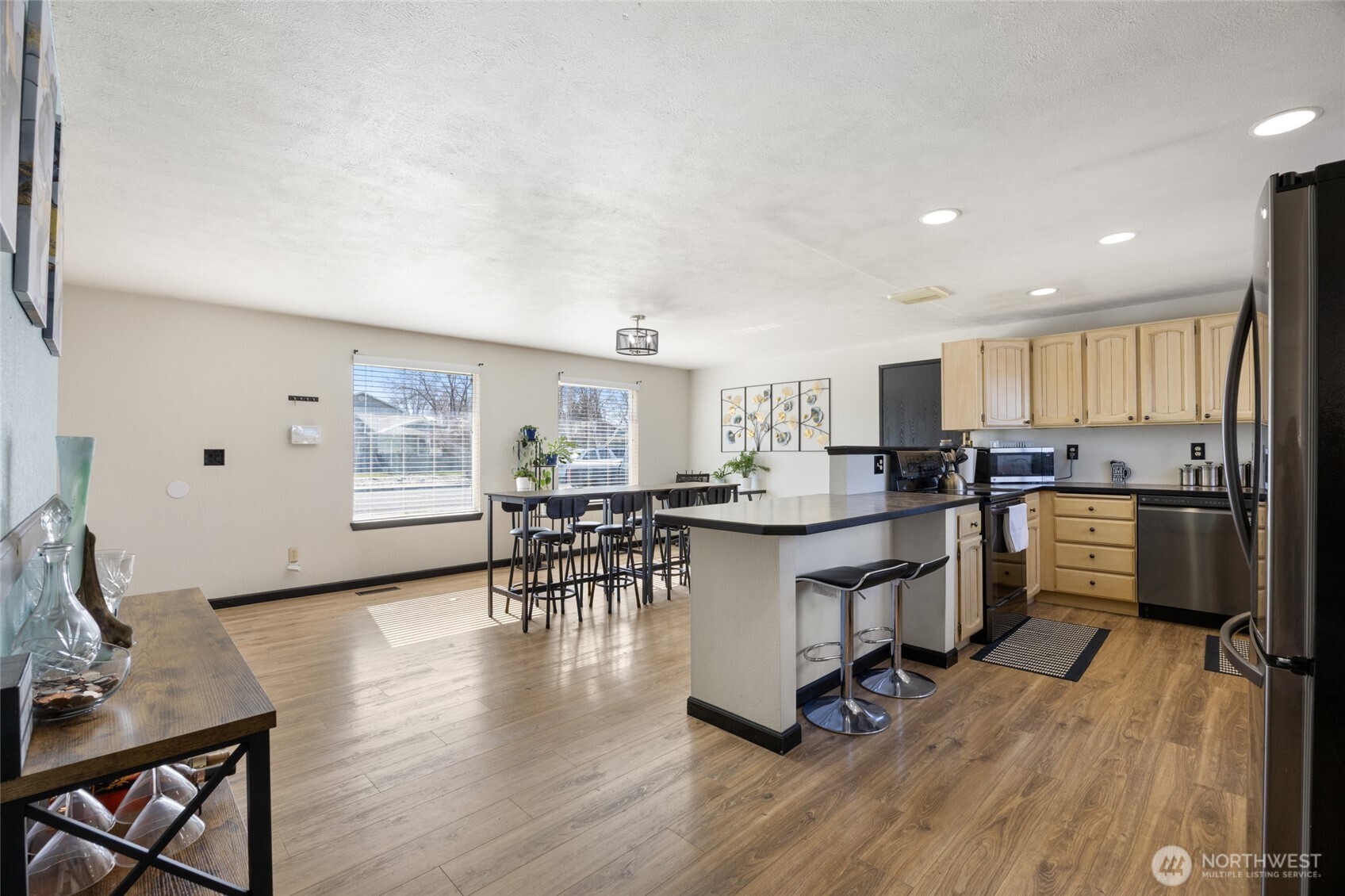 519 S Pommer Ave , Moses Lake, WA 98837