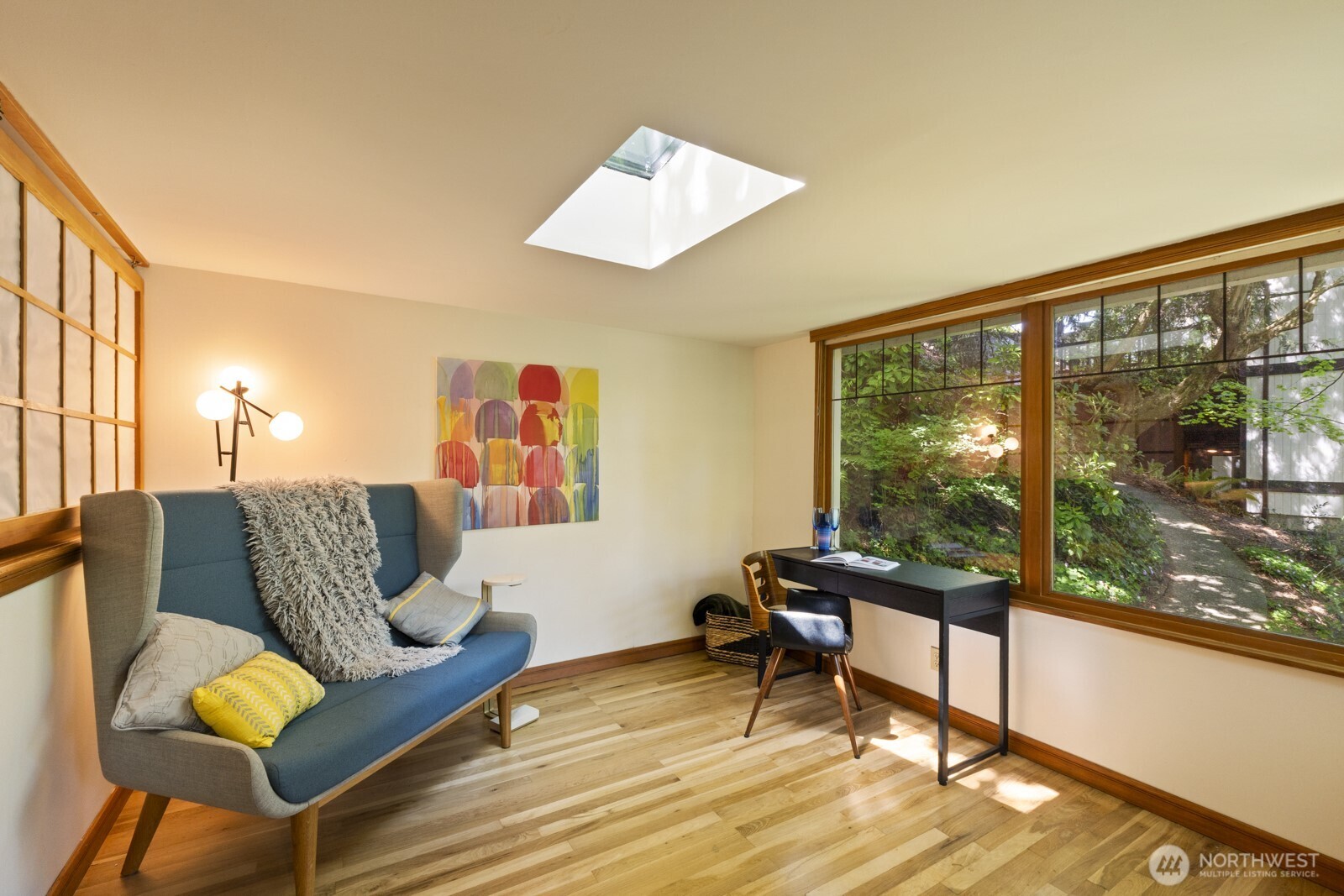 1919 32nd Avenue W, Seattle, WA 98199