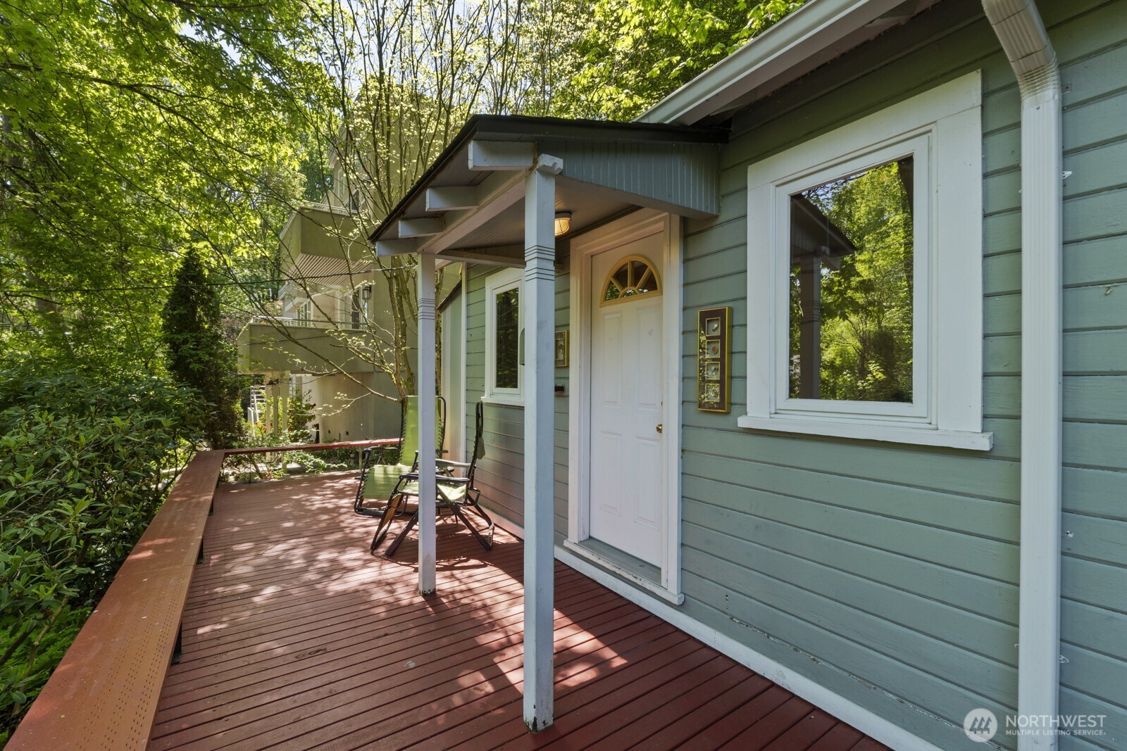 1919 32nd Avenue W, Seattle, WA 98199