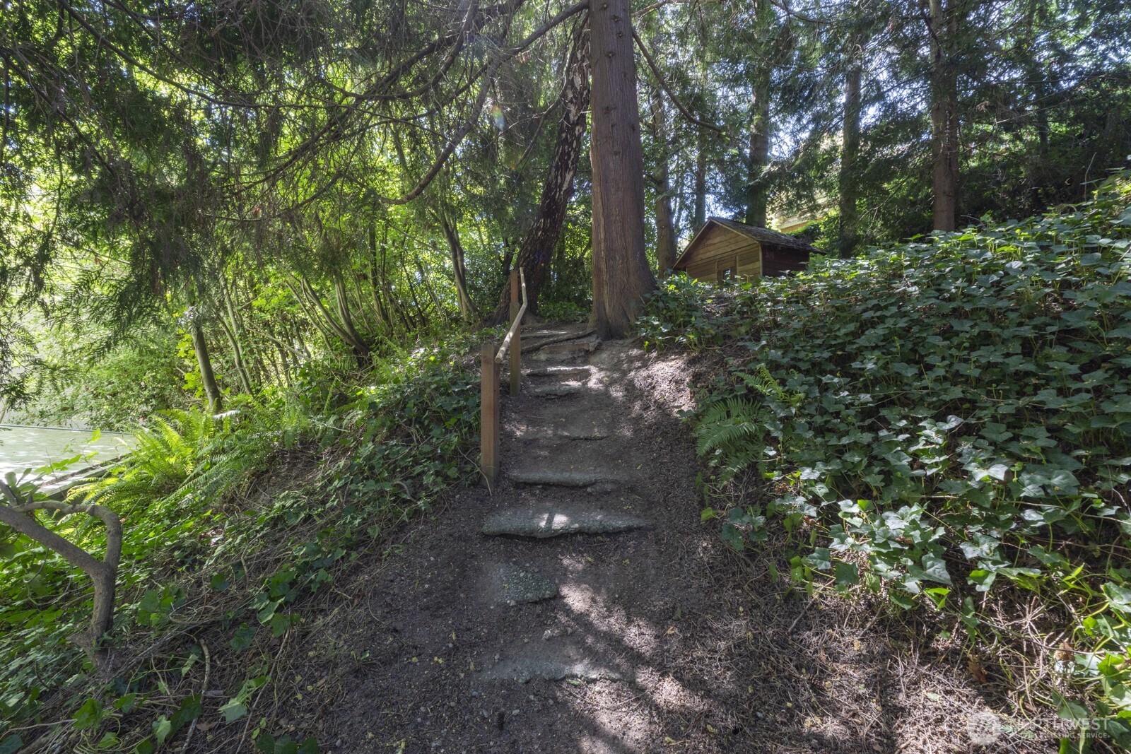 1919 32nd Avenue W, Seattle, WA 98199