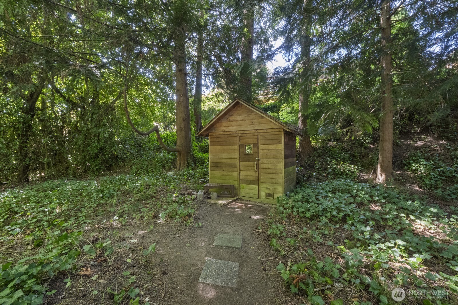 1919 32nd Avenue W, Seattle, WA 98199