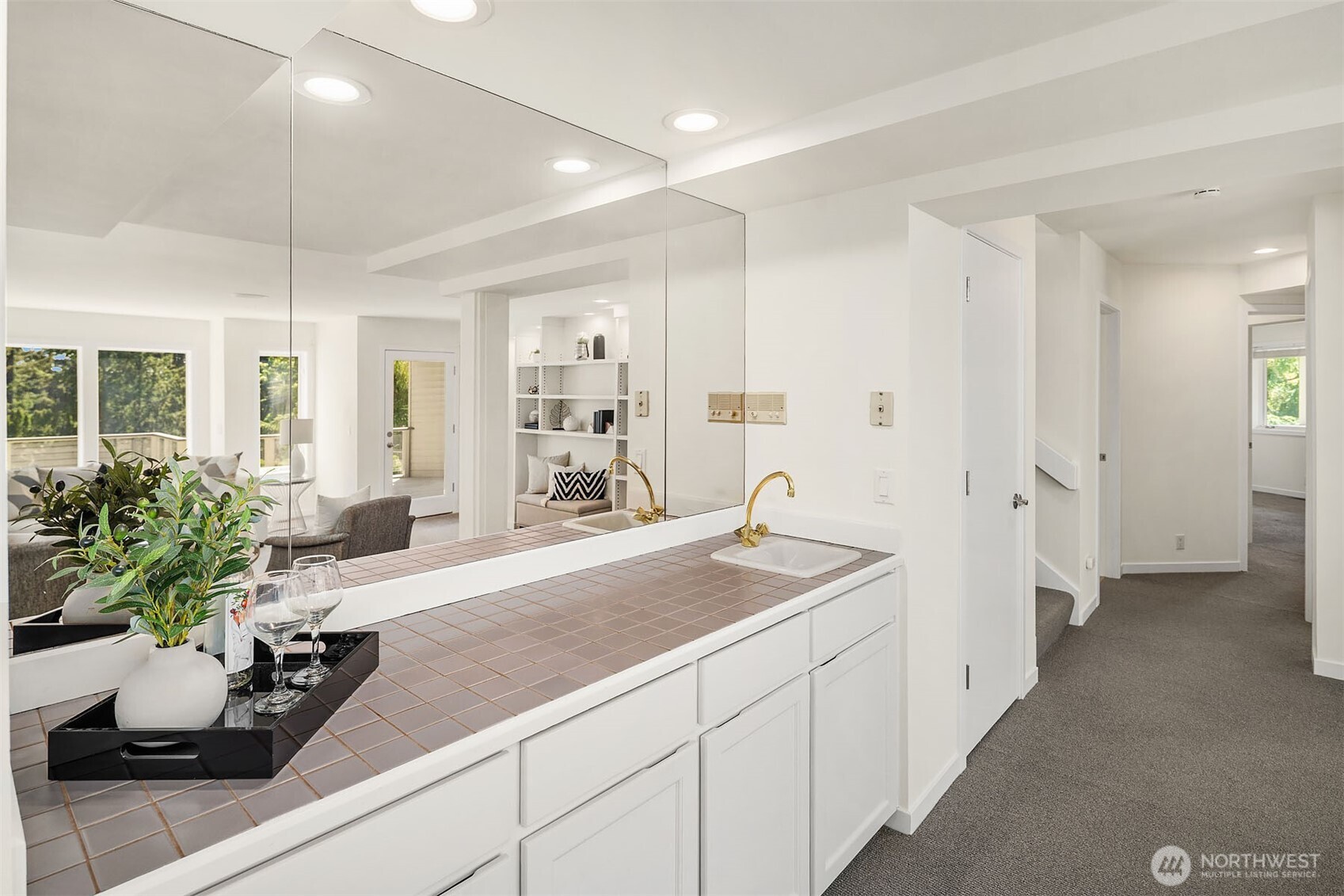 11257 NE 37th Place , Bellevue, WA 98004