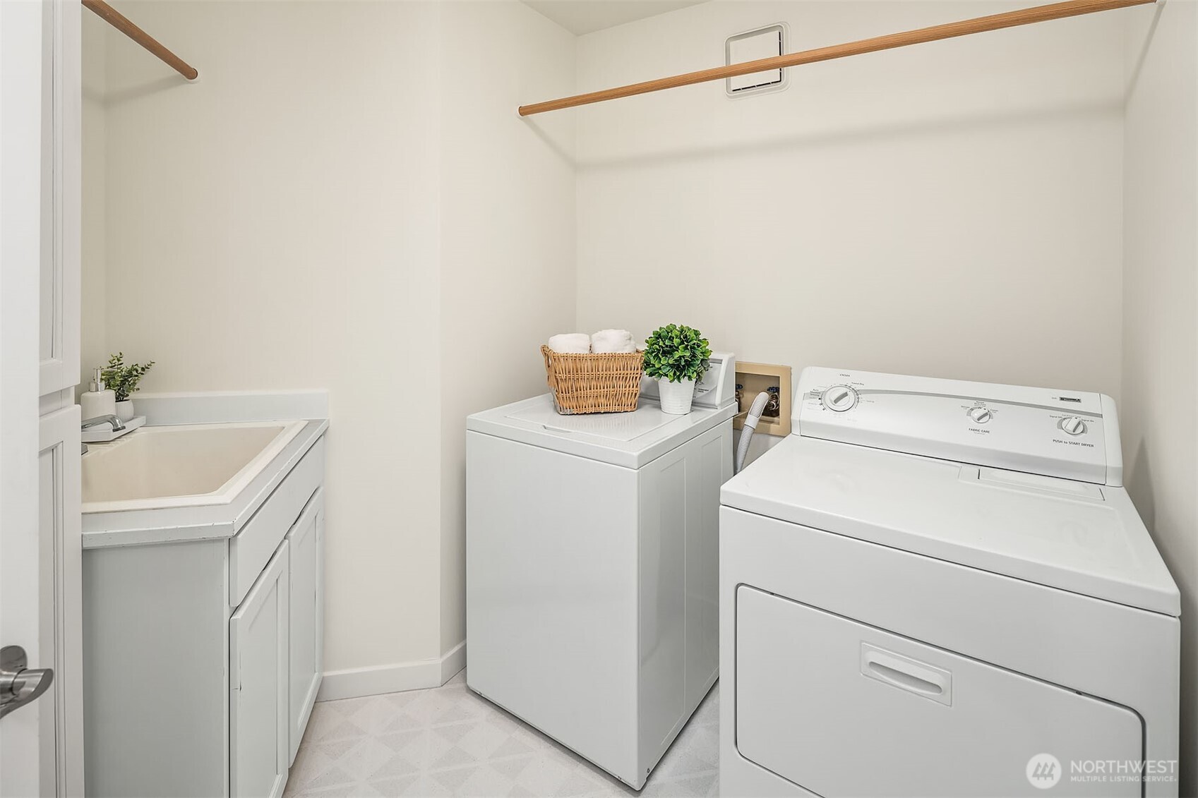 11257 NE 37th Place , Bellevue, WA 98004