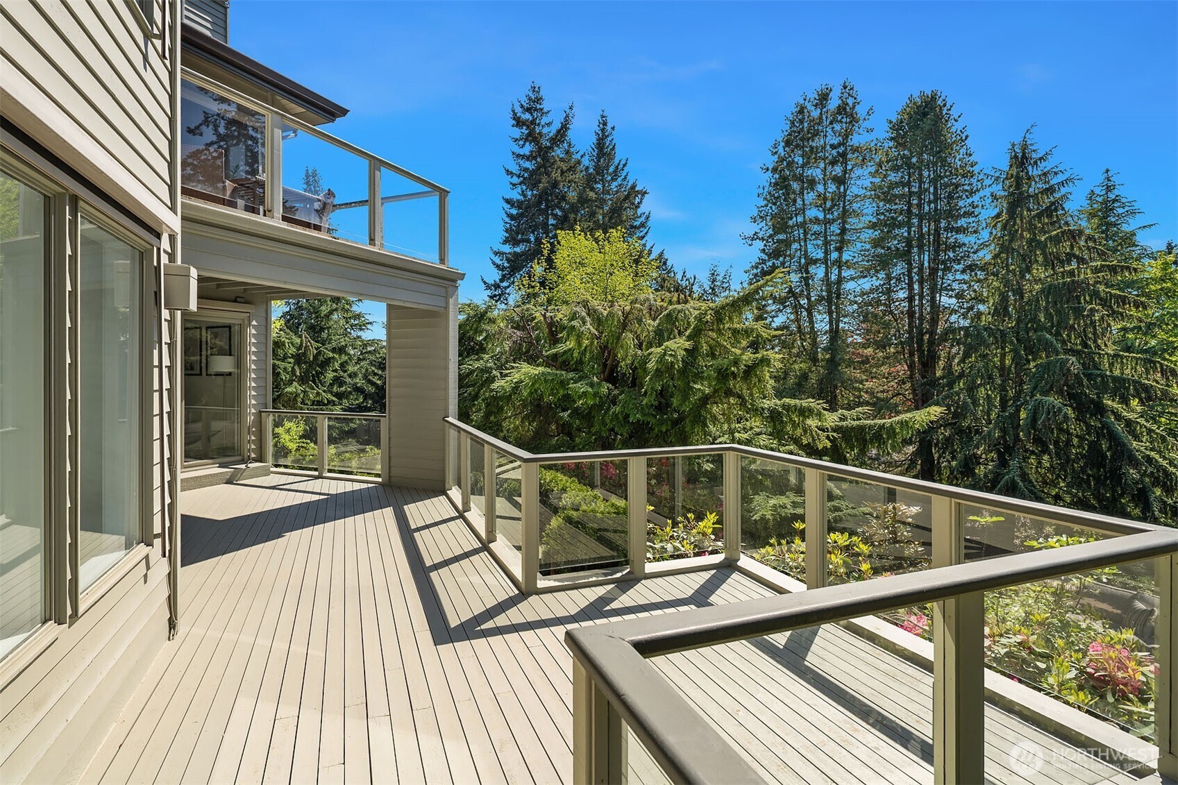 11257 NE 37th Place , Bellevue, WA 98004