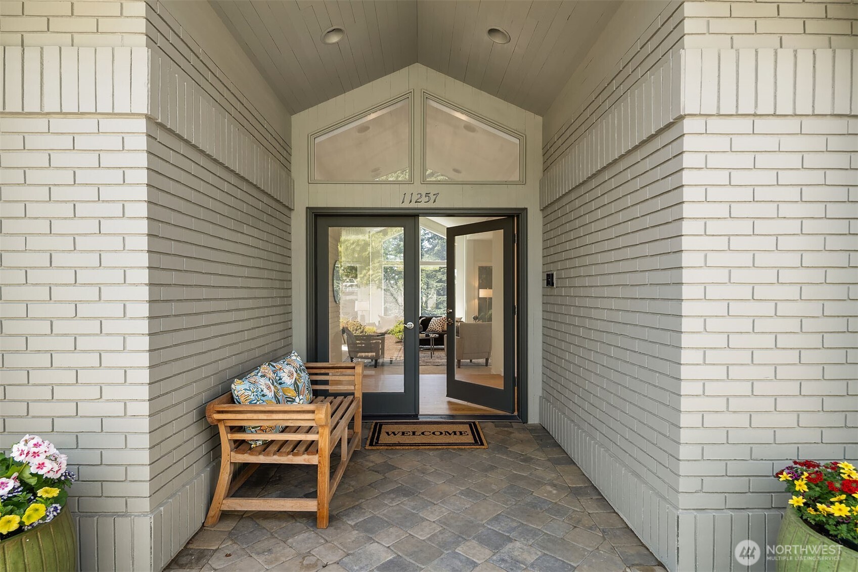 11257 NE 37th Place , Bellevue, WA 98004