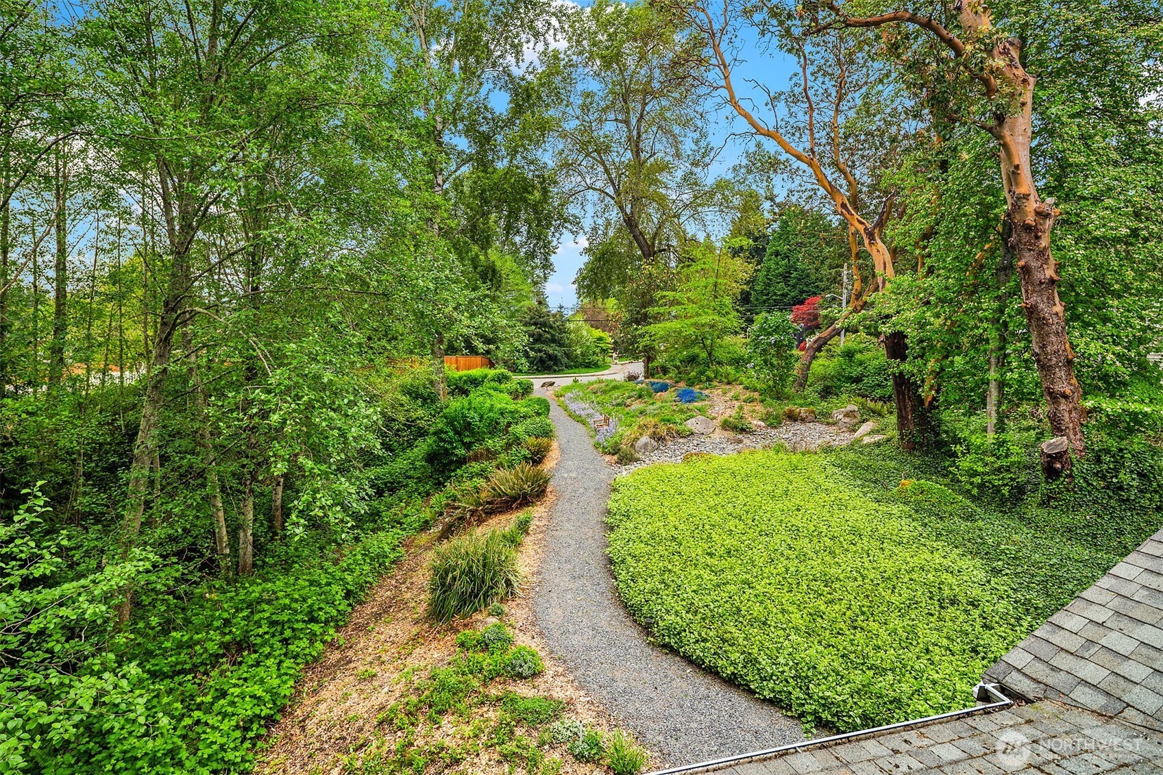 14730 75th Avenue NE, Kenmore, WA 98028