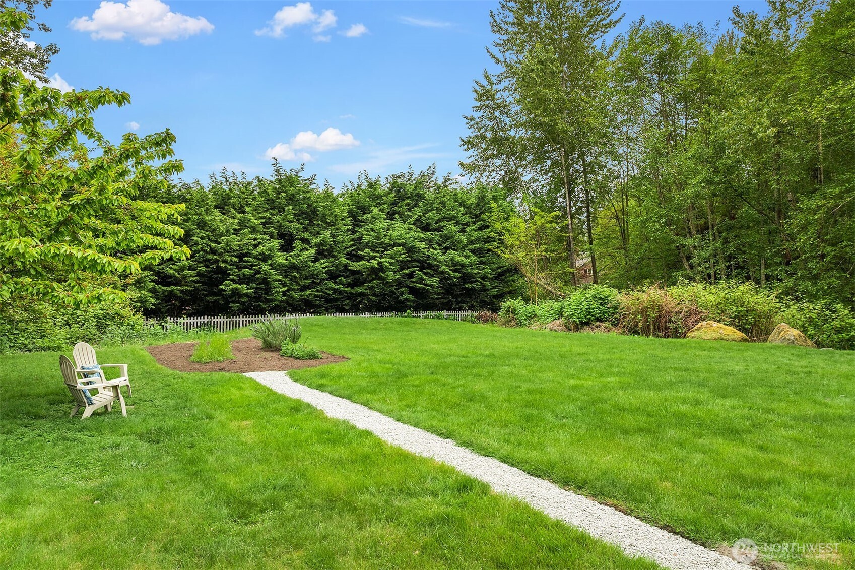 14730 75th Avenue NE, Kenmore, WA 98028