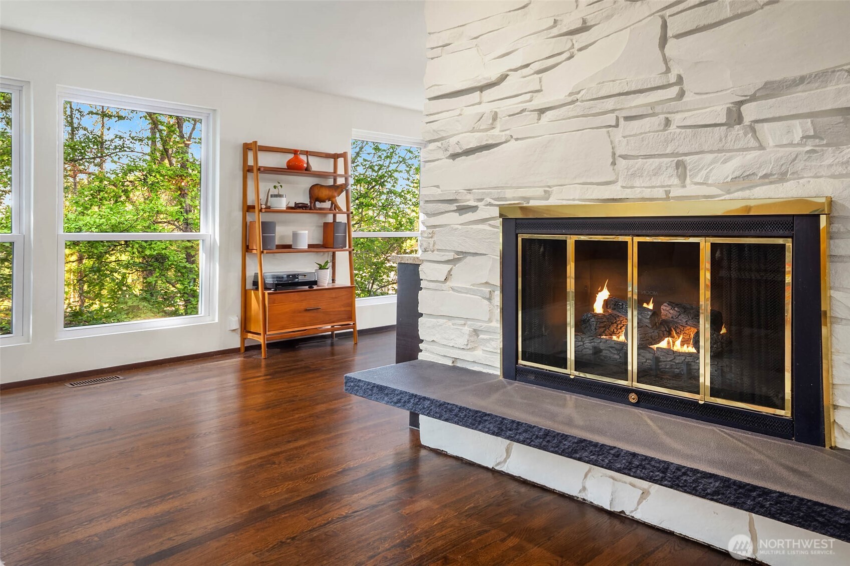6311 121 Avenue SE, Bellevue, WA 98006