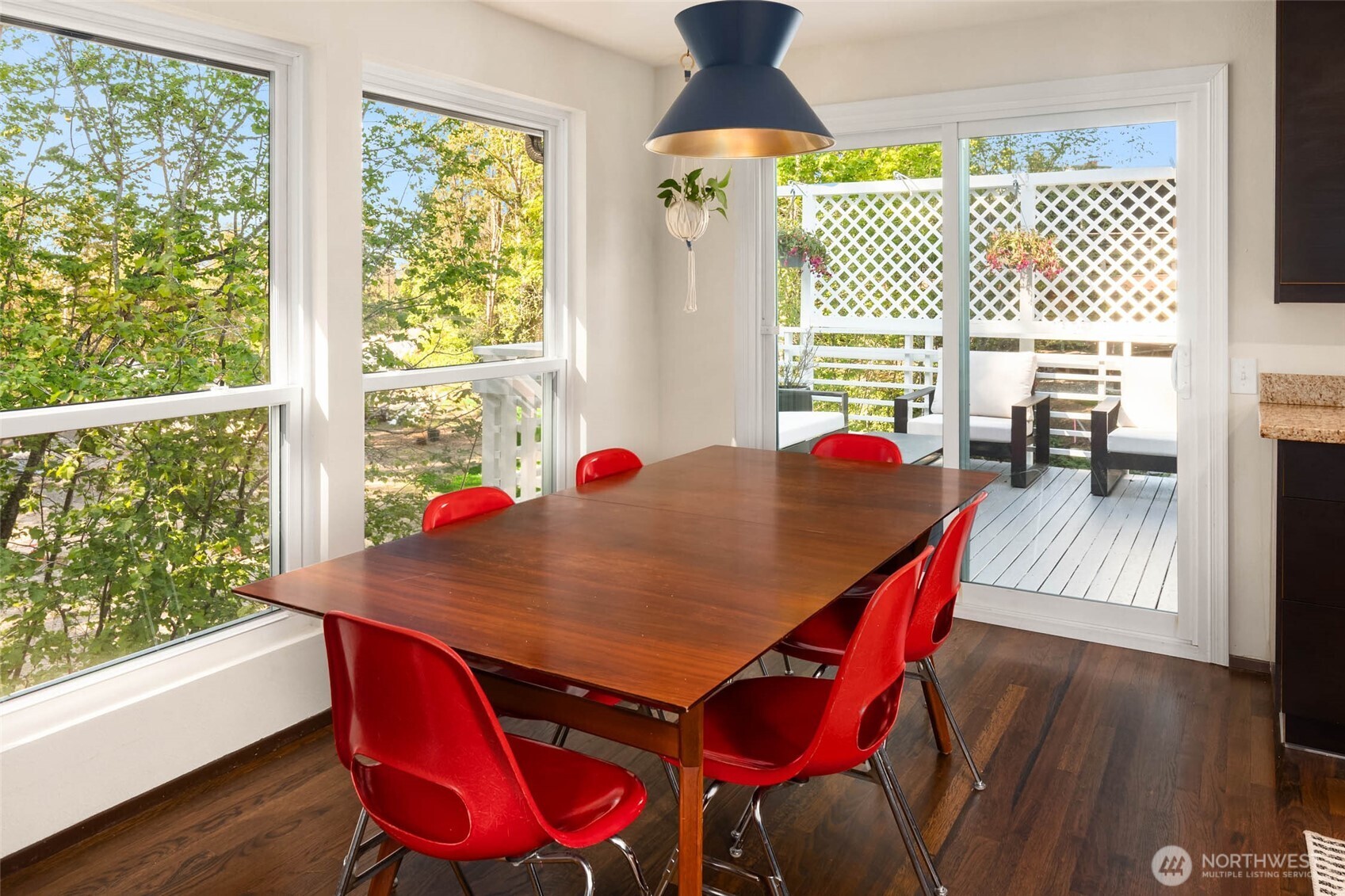 6311 121 Avenue SE, Bellevue, WA 98006