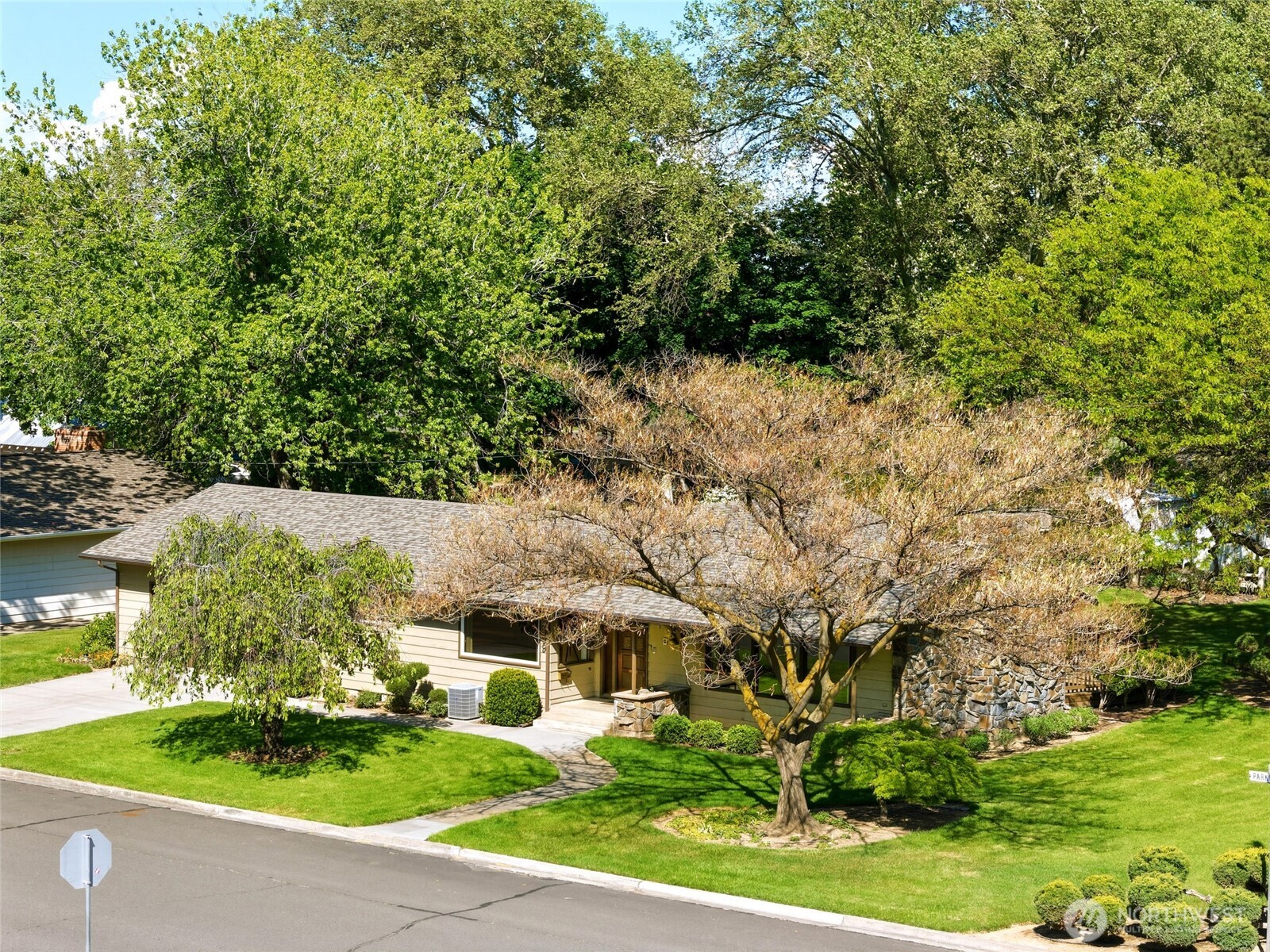 509 Parkview Street , Milton-Freewater, OR 97862