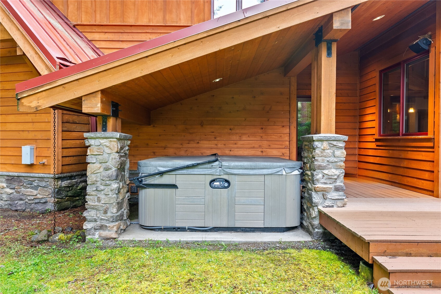 62414 Corral Way E, Enumclaw, WA 98022