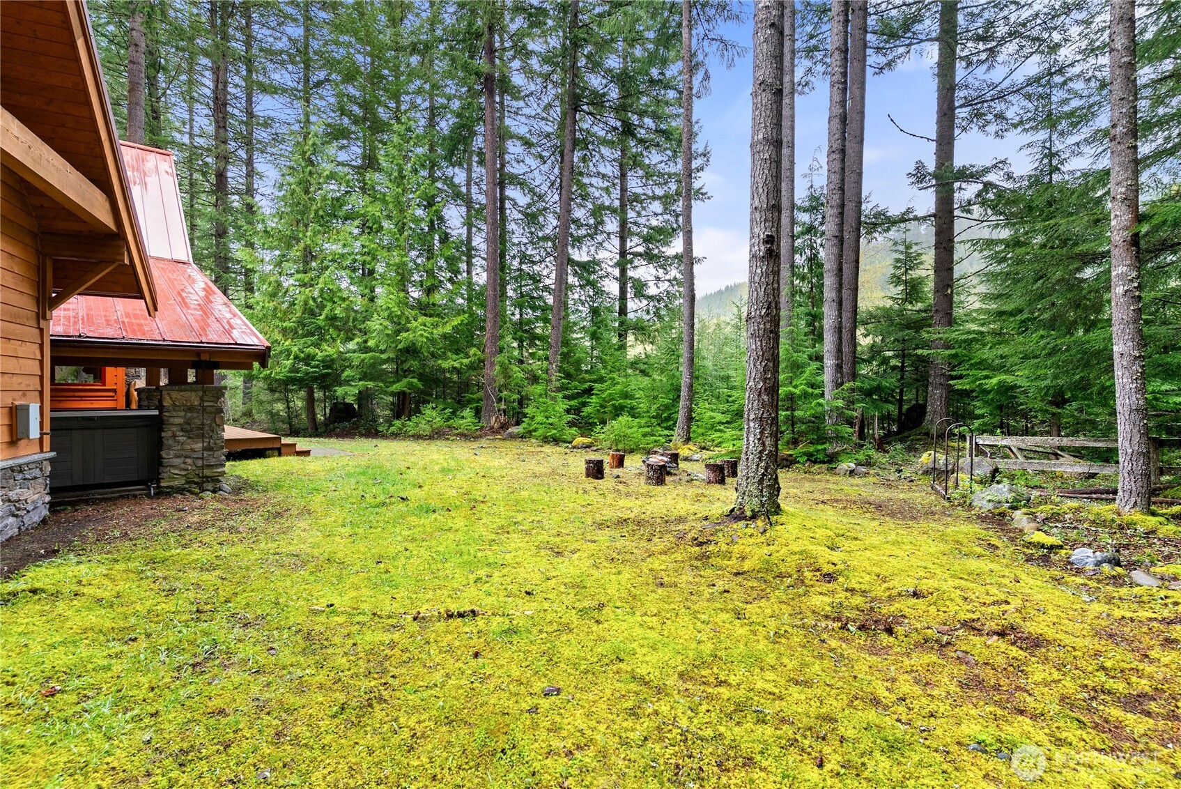62414 Corral Way E, Enumclaw, WA 98022