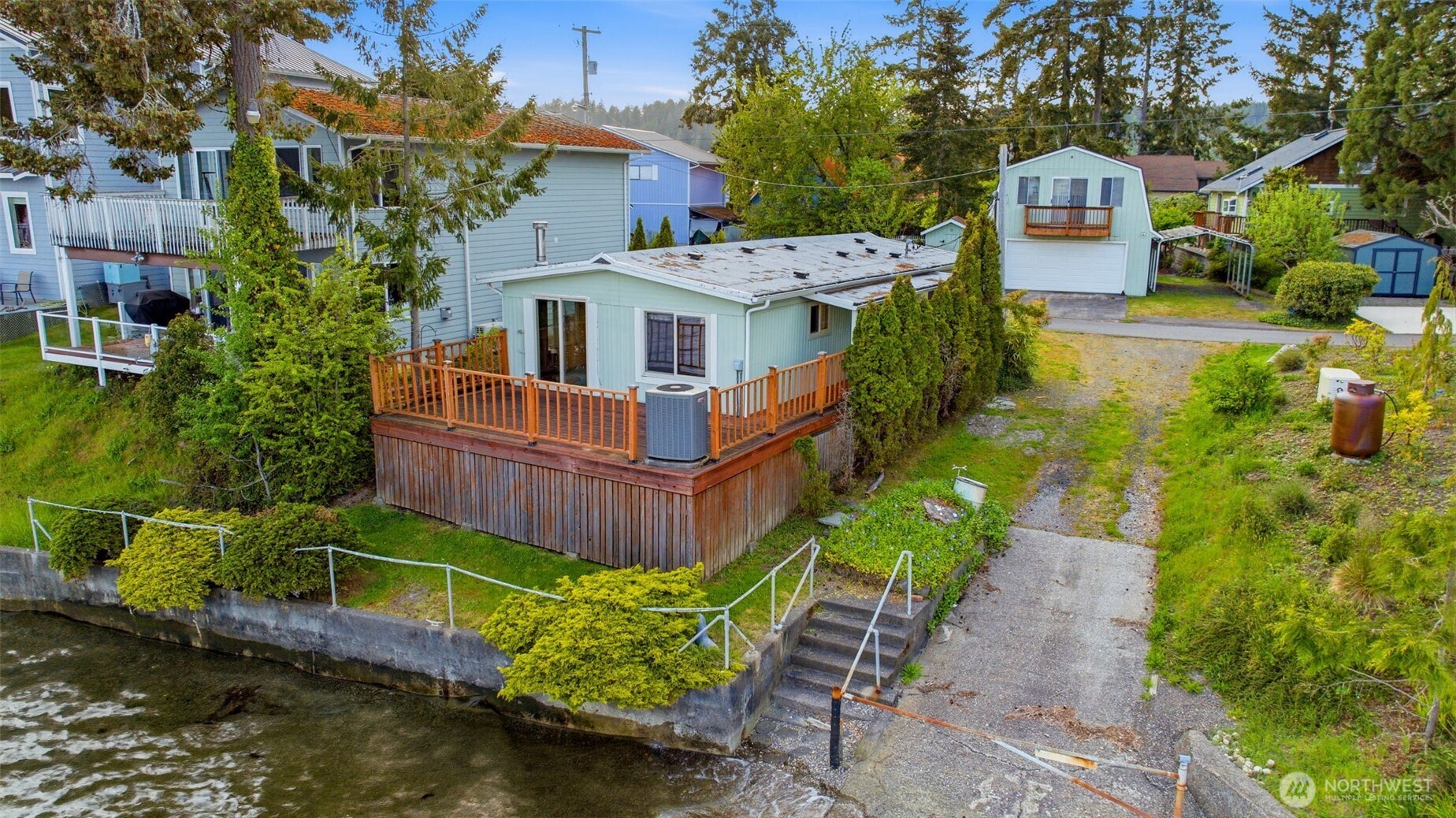 2838 Steamboat Island Loop NW, Olympia, WA 98502
