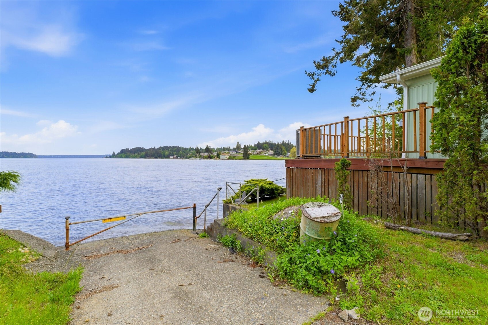 2838 Steamboat Island Loop NW, Olympia, WA 98502